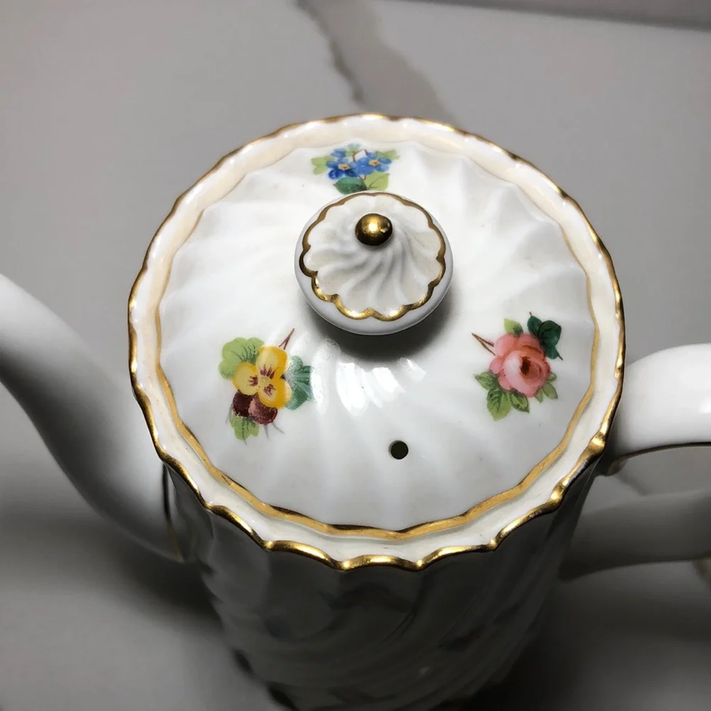 Coffee POT ENGLAND MINTONS Floral with Gold Accents - Picture 6 of 8